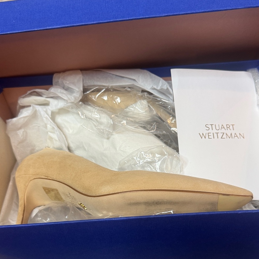 Stuart Weitzman Beige Suede Heels size 5 - Picture 8 of 8